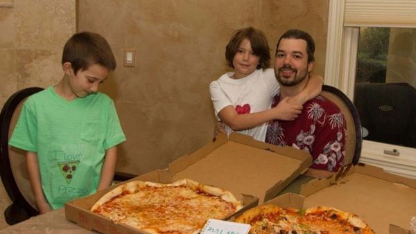 Bitcoin Pizza Day Turns 14: 10,000 Bitcoins Once Bought Two Pizzas, Now Worth $700 Million