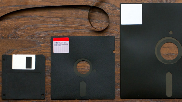 The German Navy aims to replace the 8-inch floppy disk system used on its F123 anti-submarine frigates with a storage emulation system.