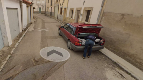 Shocking Discovery: Google Street View Car Accidentally Captures Murder and Corpse Disposal, Aiding Police in Arresting Suspects